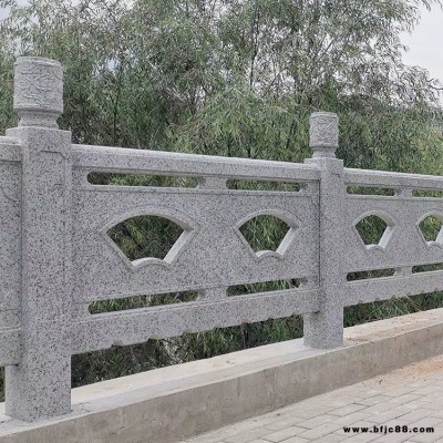 襄陽(yáng)仿石欄桿 藝高景觀河道護(hù)欄 水泥制品圍欄 仿木仿竹仿樹(shù)皮欄桿