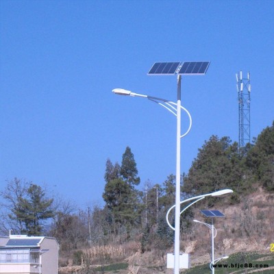 led太陽能路燈0電費,太原30瓦40瓦路燈批發價格,太原農村太陽能路燈廠家,英谷光電