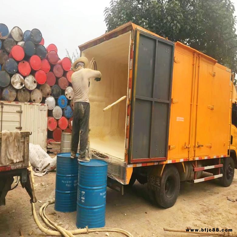 鋼結構噴涂聚氨酯硬泡體 鋼結構聚氨酯現場發泡 正規廠家鑫意達